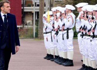 France to bring in form of military service, 25 years after conscription was phased out