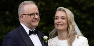 Australian prime minister becomes first to wed in office
