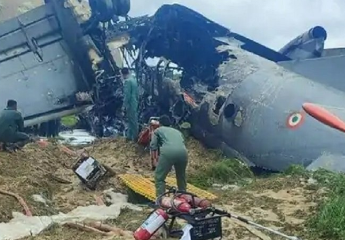 असममा भारतीय वायुसेनाको विमान दुर्घटनामा ५ जनाको मृत्यु
